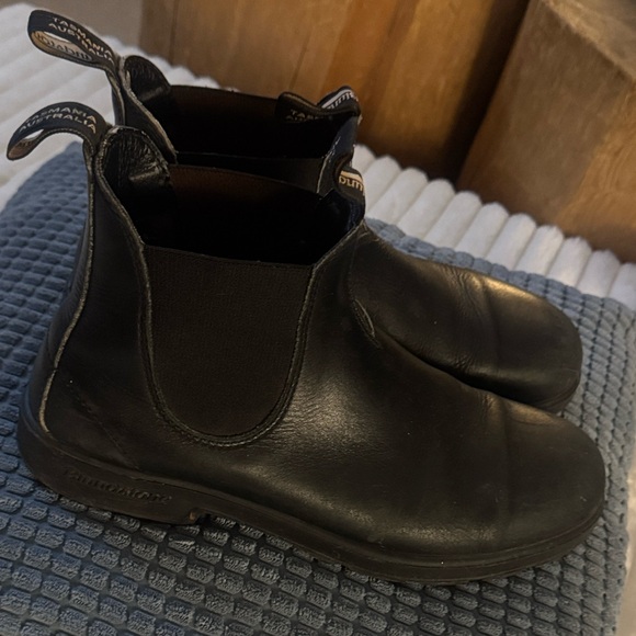 Blundstone Men's US11 (Au10) Excellent Used Condition, worn a handful of times. - Picture 2 of 5